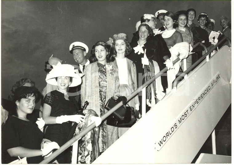 1960 ROMA Aeroporto CIAMPINO - Arrivo debuttanti americane per il Gran Ballo