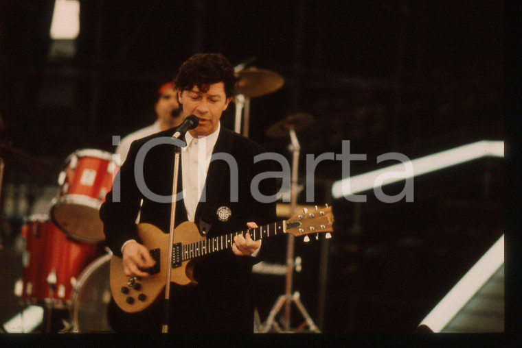 35mm vintage slide* 1988 SANREMO Robbie ROBERTSON sul palco del Palarock (12)