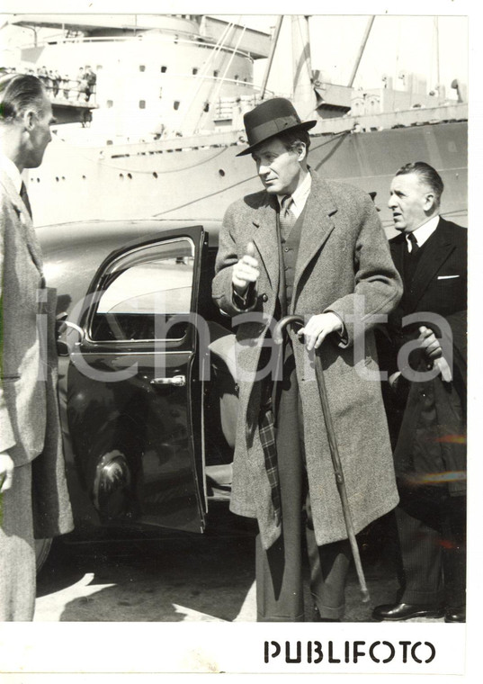 1958 NAPOLI Ministro inglese Duncan SANDYS all'arrivo *Foto 13x18 cm