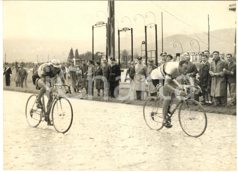 1954 CICLISMO GIRO D'ITALIA Rik VAN STEENBERGEN batte Giorgio ALBANI - Foto