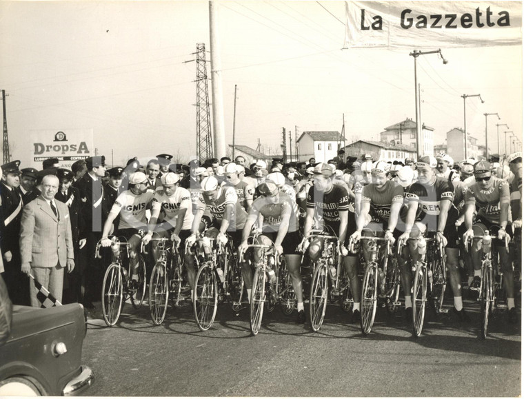 1960 CICLISMO MILANO-SANREMO La partenza della gara *Foto 24x18 cm