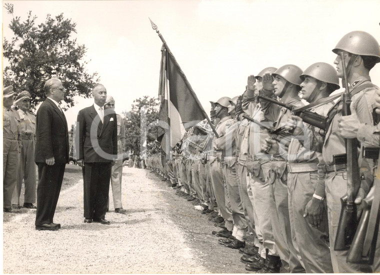 1955 POTENZA Presidente Giovanni GRONCHI visita la Divisione PINEROLO *Foto