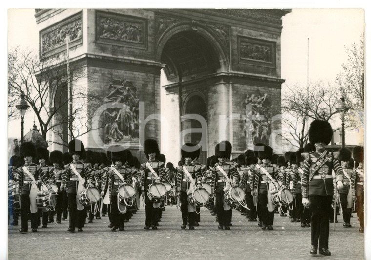 1957 PARIS ARCO DI TRIONFO Settimana del "Cordiale accordo" - Granatieri inglesi