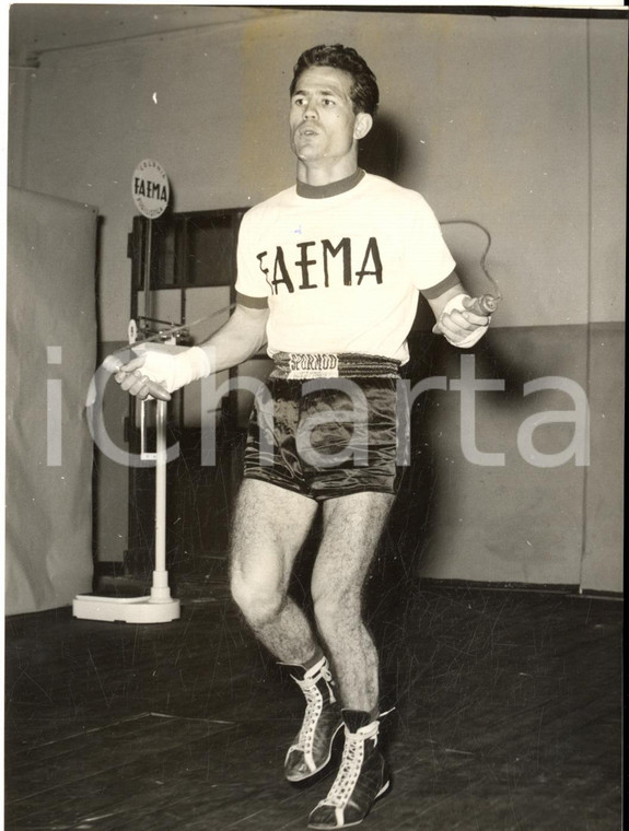 1956 MILANO BOXE Il pugile Fred GALLIANA in allenamento - Foto 13x18 cm