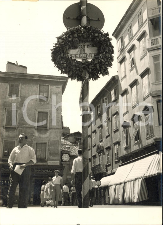 1953 RIVOLTA DI TRIESTE Targa in memoria della vittima Leonardo MANZI *Foto