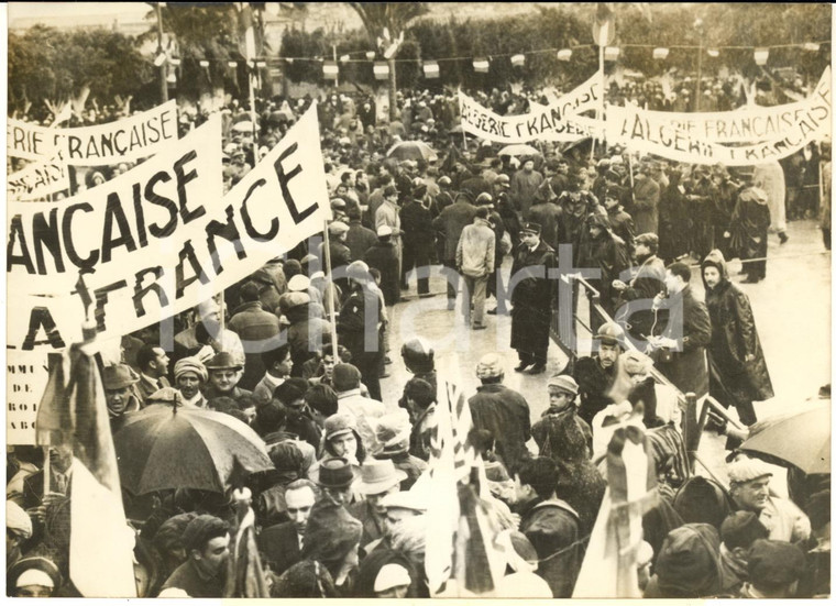 1960 AIN TEMOUCHENT Manifestation pour l'Algérie Française - Photo 18x13 cm
