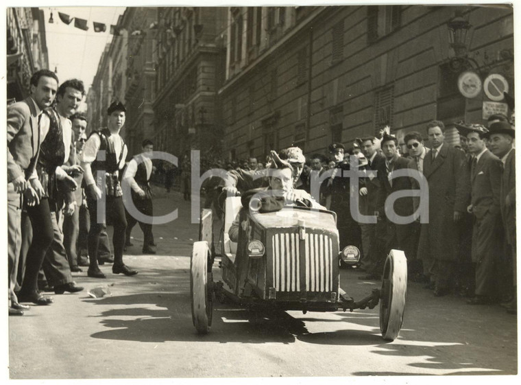 1953 GENOVA GOLIARDIA 69° GP INDIANOPOLIS Gara di carrette - Vettura in corsa