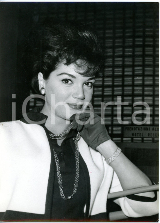 1965 MILANO - L'esordiente Connie FRANCIS in gara al 15° Festival di Sanremo