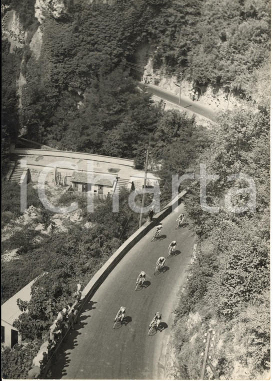 1953 CICLISMO TRE VALLI VARESINE Corridori alle Grotte di Valganna - Foto 13x18