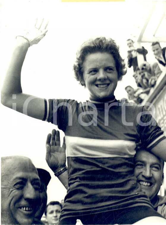 1960 ca CICLISMO REIMS Elvie JACOBS prima campionessa mondiale donna *Foto 13x18