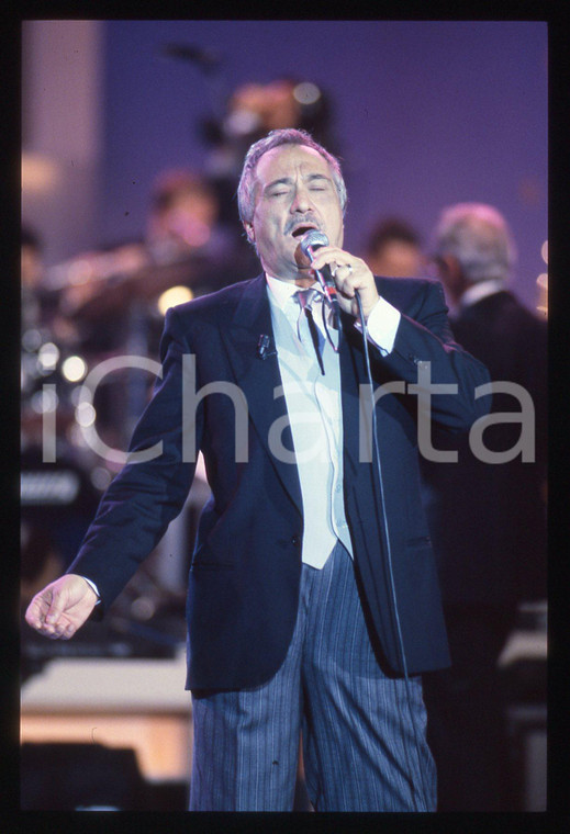 35mm vintage slide* 1995ca ITALIA MUSICA Nunzio GALLO Ritratto del cantante (9)