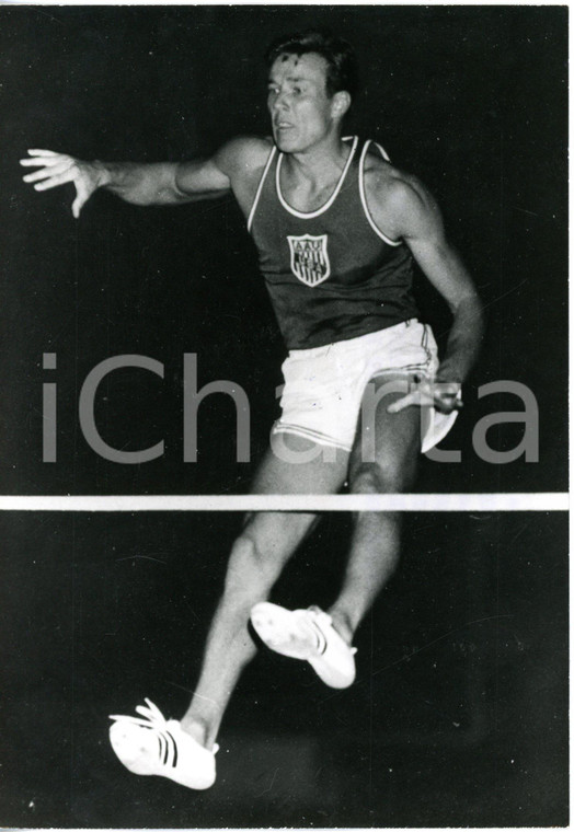 1972 SALTO CON L'ASTA - Bob SEAGREN in allenamento per le XX OLIMPIADI di MONACO