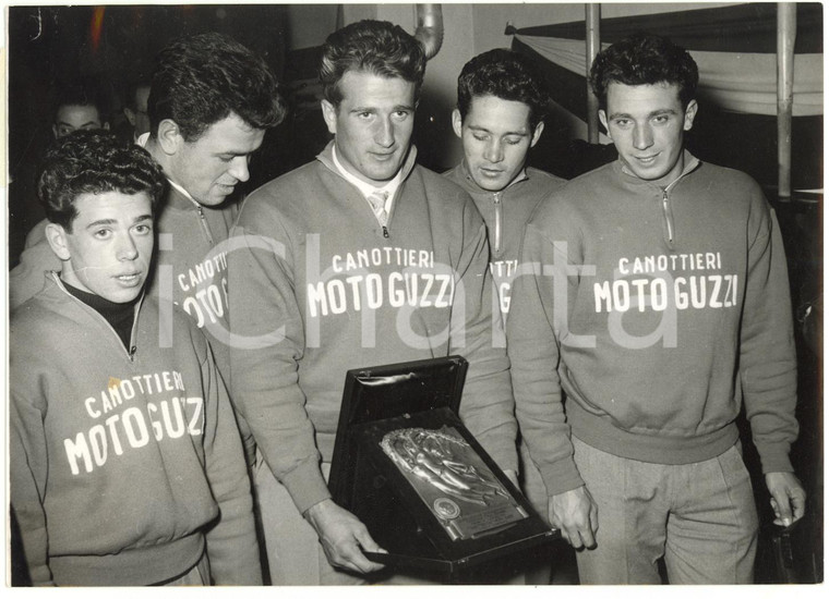 1957 MANDELLO DEL LARIO - CANOTTAGGIO Premio Emilio COLOMBO - Squadra MOTO GUZZI