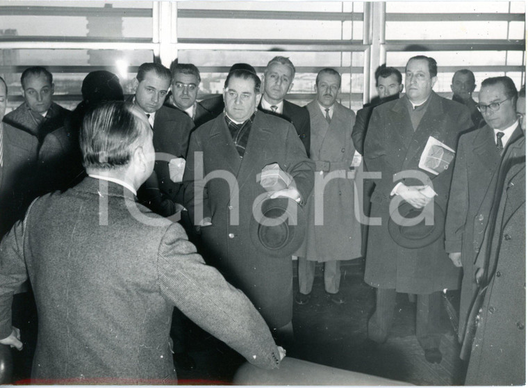 1956 TORINO - Carrozzieri in visita agli stabilimenti FIAT e CARELLO - Foto
