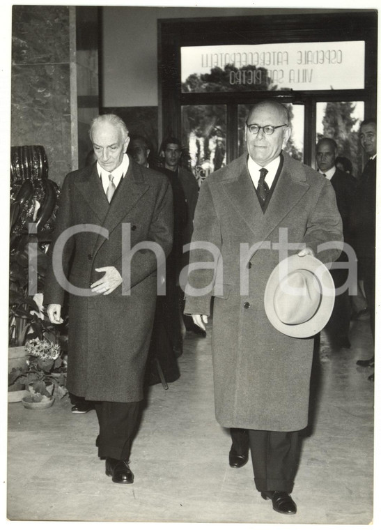 1960 ROMA Antonio SEGNI Giuseppe TOGNI fanno visita in ospedale a Adone ZONI