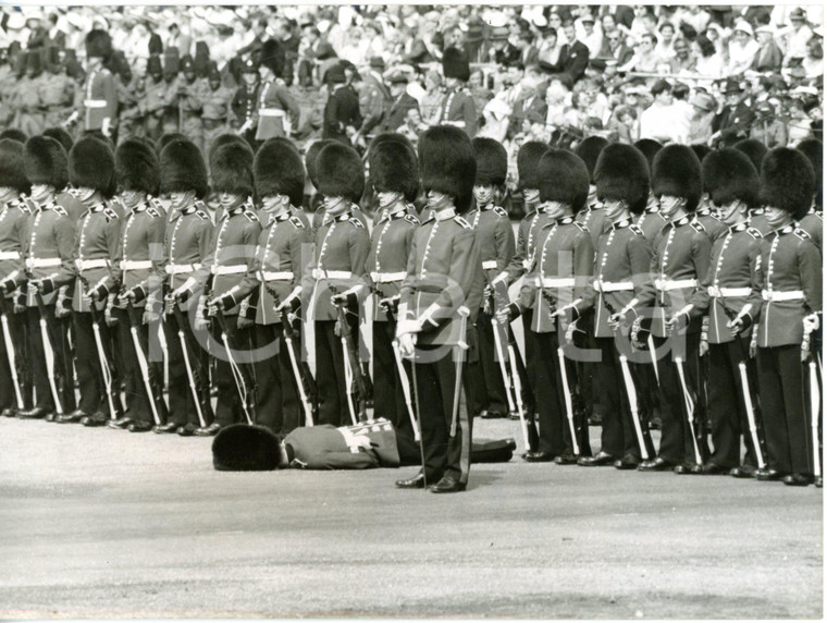 1953 LONDON Trooping the Colour ceremony rehearsal - Guardman in a faint *Photo