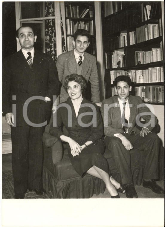 1954 PARIS Portrait de Pierre MENDÈS FRANCE avec sa famille - Photo 13x18