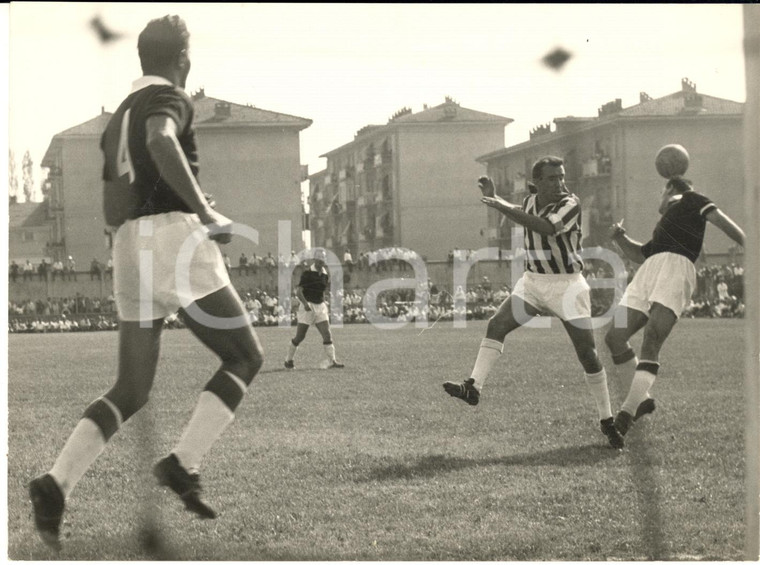 1960 ca CALCIO SERIE A JUVENTUS-TORINO Luis DEL SOL in azione - Foto 18x13 cm