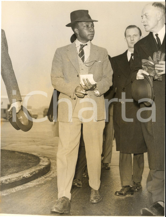 1958 LONDON Arrival of King MUTESA II of BUGANDA for a private visit *Photo