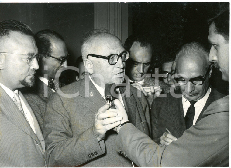 1957 ROMA Crisi di governo - Pietro NENNI al Quirinale per le consultazioni