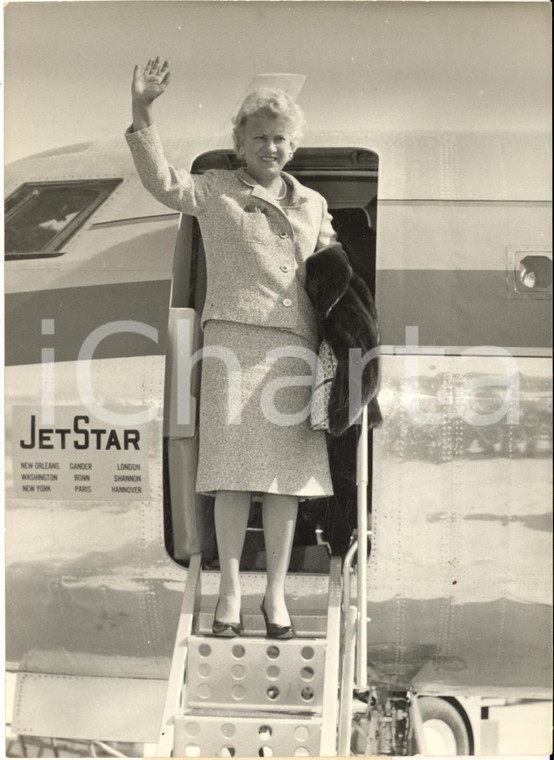 1962 PARIS ORLY Aviatrice Jacqueline COCHRAN scende dal suo JET STAR - Foto