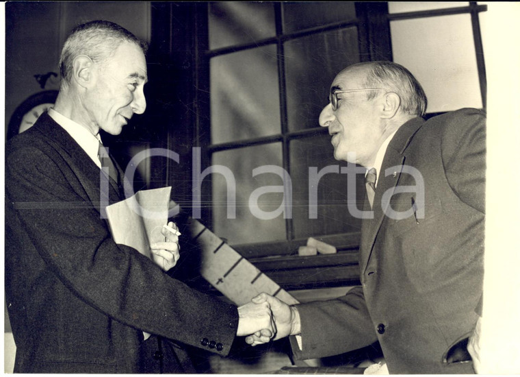 1958 PARIS Robert  OPPENHEIMER à la Faculté des Science en conférence *Photo
