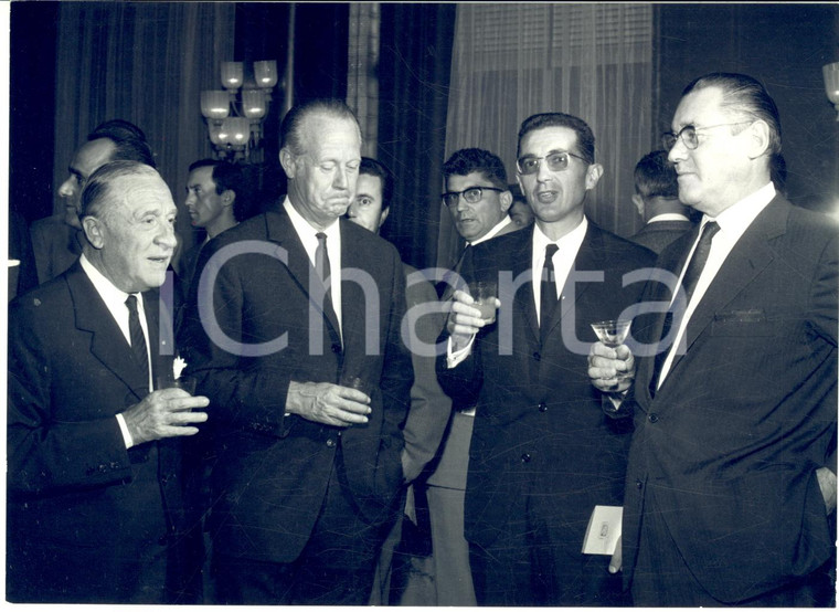 1967 MILANO Presentazione cognac MARTELL - Il proprietario MARTELL Foto 18x13