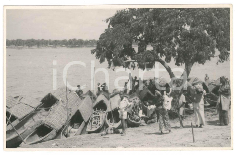 1930 ca C. ZAGOURSKI (?) CONGO BELGE - Pêcheurs (3) *Photo 14x9 cm  Fotografia seriale d'epoca, attibuita al fotografo Casimir Zagourski.CONDIZIONI: GFORMATO: 14x9 cm    originale e autentica 1