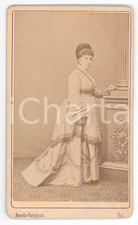 1870 ca CHIOGGIA Donna in abito chiaro - Ritratto - Foto Amadio VARAGNOLO CDV