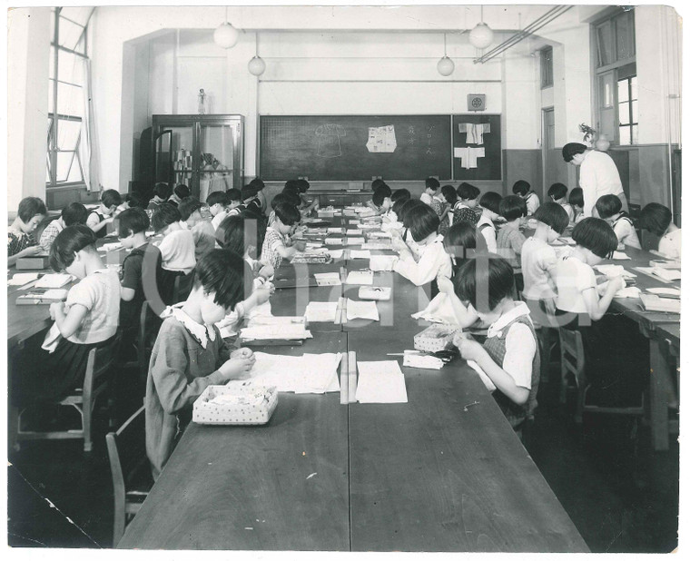 1940 ca JAPAN - Elementary SCHOOL - Sewing class  *Photo 25x20 cm
