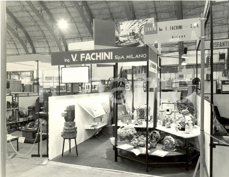 1960 MILANO Fiera Campionaria - Stand espositivo Ditta Ing. V. FACHINI *FOTO