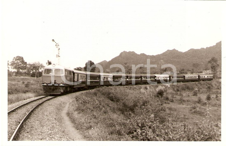 1975 ca THAILAND State Railways SRT Passenger train *Fotografia