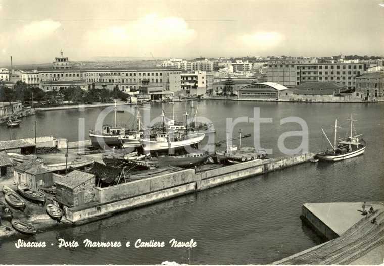 1961 SIRACUSA Porto Marmoreo e Cantiere Navale PESCATORI *Cartolina animata FG