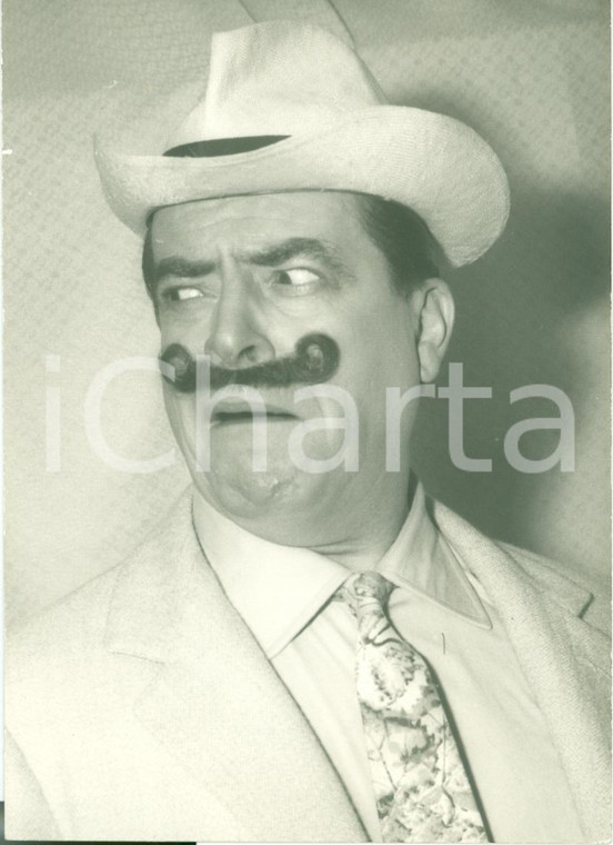 1960 ca Fotografia originale Carlo DAPPORTO con baffi finti