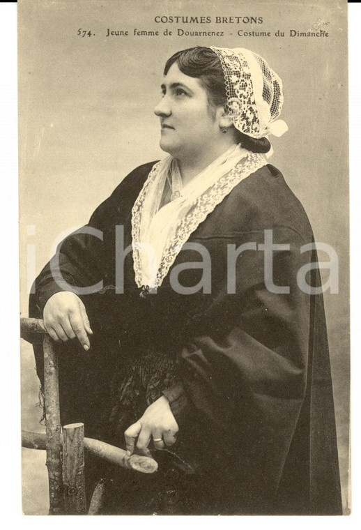 1900 DOUARNENEZ (F) COSTUMES BRETONS Jeune femme - Costume du dimanche FP NV