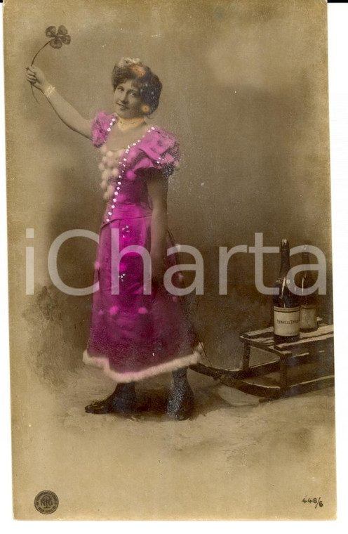 1900 ca Donna con slitta Champagne HENKELL TROCKEN *Vintage postcard FP NV