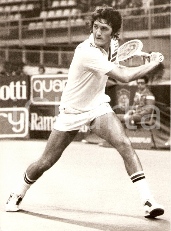 1980 ca SPAGNA Tennis RAMAZZOTTI CUP José HIGUERAS durante un match *Fotografia