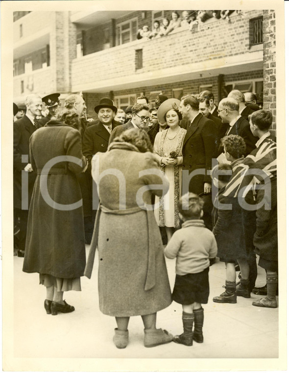 1939 LONDON The King GEORGE VI and Queen visit the new housing estate in HACKNEY