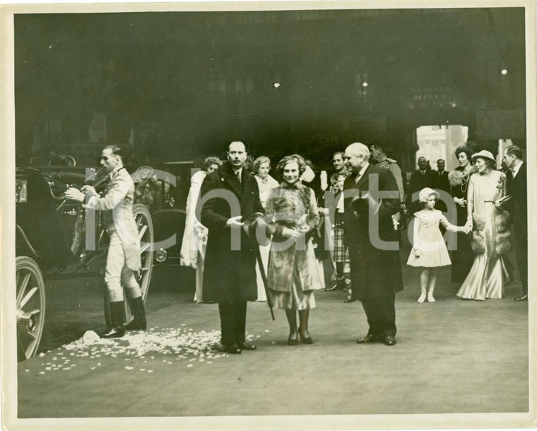 1935 LONDON Duchi di GLOUCESTER con Josiah STAMP a St. PANCRAS Station *Foto
