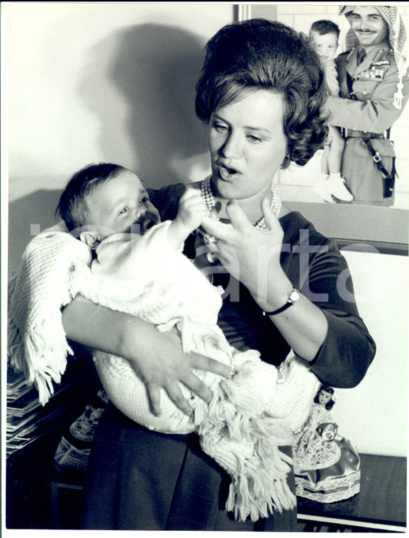1963 GIORDANIA Antoinette GARDINER e Faysal, figlio di re Hussein *Foto