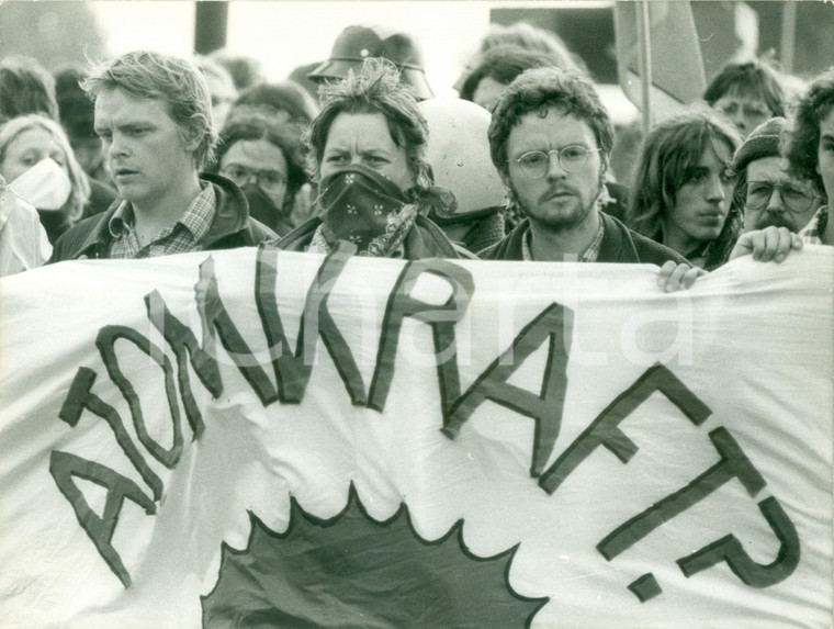 1977 KALKAR (DE) Manifestazione anti-nucleare alla KERNKRAFTWERK *Fotografia