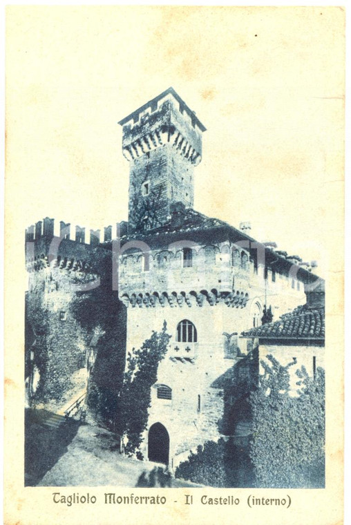 1921 TAGLIOLO MONFERRATO (AL) Scorcio cortile Castello *Cartolina postale FP VG