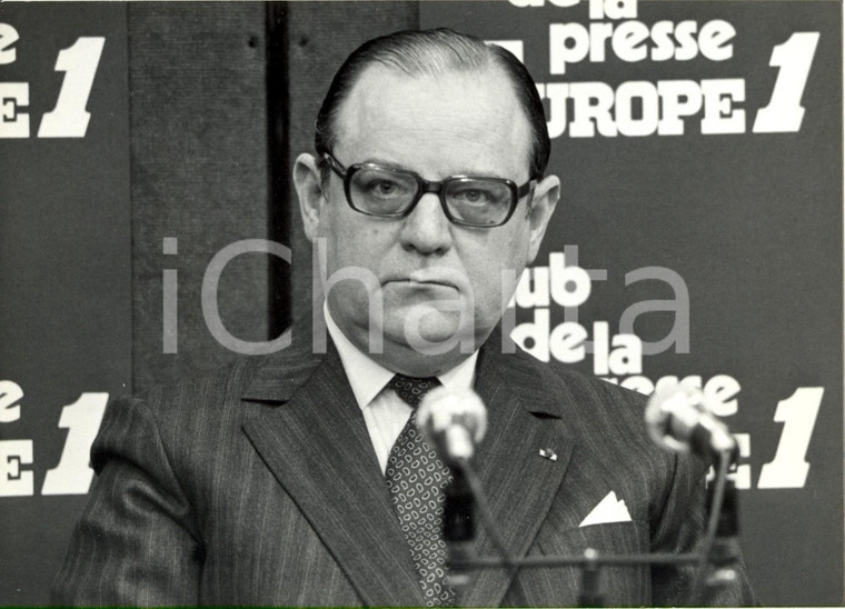 1980 ca PARIS (F) Raymond BARRE ospite a CLUB DE LA PRESSE radio EUROPE 1 *Foto