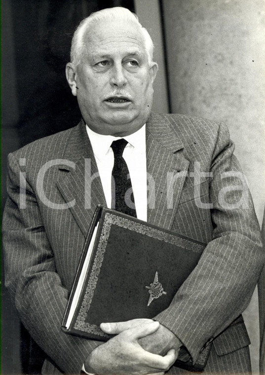 1987 PARIS (FRANCE) Ritratto di André GIRAUD Ministro della Difesa *Fotografia