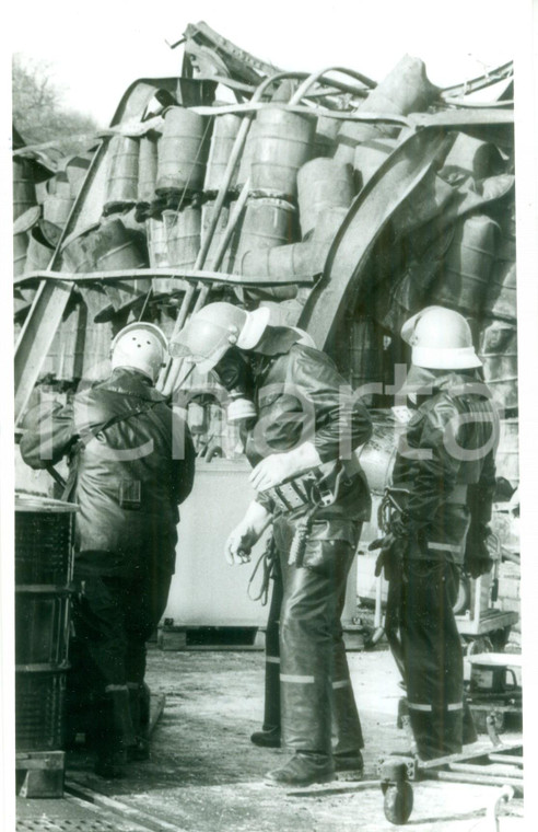 1986 BASILEA Squadra intervento disastro chimico fabbrica SANDOZ *Fotografia