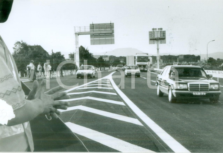 1995 COLMAR (FRANCE) Traffico scorre sulla nuova circonvallazione *Fotografia