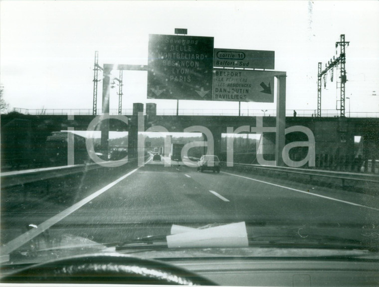 1994 BELFORT (FRANCE) Traffico sulla nuova autostrada *Fotografia POV