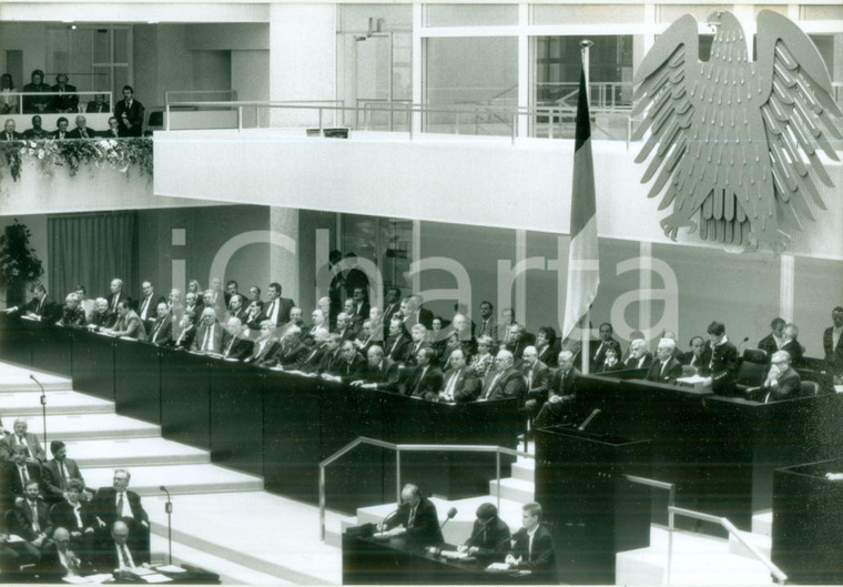 1990 ca BONN (GERMANIA) Prima seduta del Parlamento nel PLENARSAAL *Fotografia