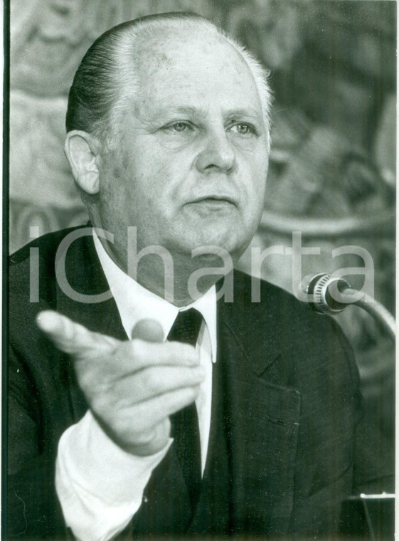 1988 PARIS (FRANCE) Jean CLUZEL in conferenza stampa al Senato *Fotografia