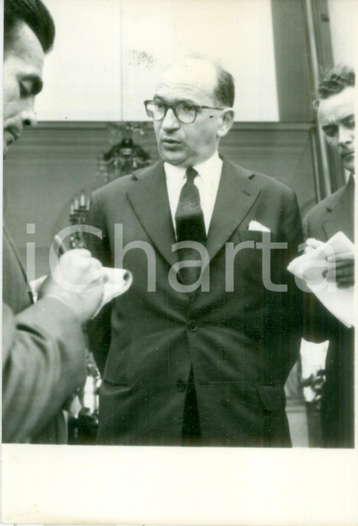 1988 PARIS Edgar FAURE in conferenza stampa all'Eliseo nel 1955 *Fotografia